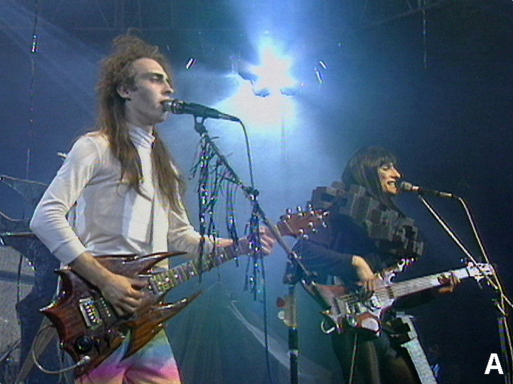 � ������