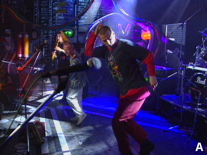 � ������